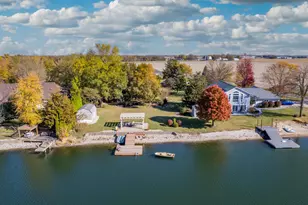 104 Lake View Dr, Fairbury, IL 61739 - Photo 8