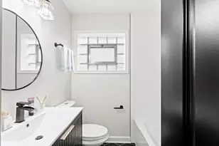 6444 28th Pl, Berwyn, IL 60402 - Photo 8