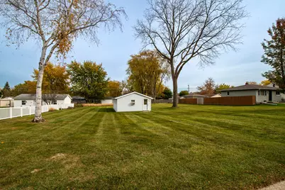 2031 Gilboa Avenue, Zion, IL 60099 - Photo 2