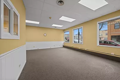 14 N Riverside Avenue #12-14, Saint Charles, IL 60174 - Photo 6