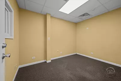 14 N Riverside Avenue #12-14, Saint Charles, IL 60174 - Photo 8