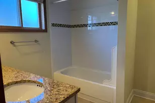 558 Green Bay Rd, Glencoe, IL 60022 - Photo 22