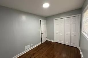 8232 Keating Ave, Skokie, IL 60076 - Photo 18