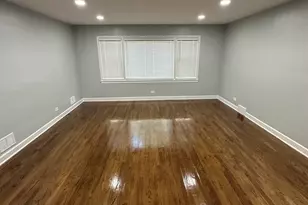 8232 Keating Ave, Skokie, IL 60076 - Photo 4