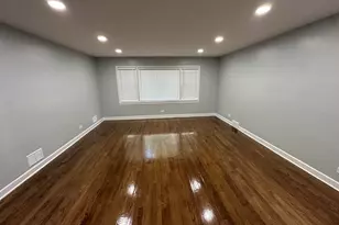 8232 Keating Ave, Skokie, IL 60076 - Photo 2