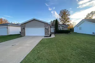 186 Cedarwood Dr, Steger, IL 60475 - Photo 38