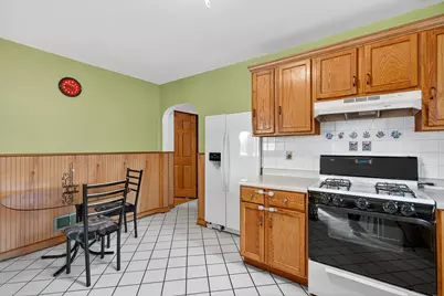 7346 W 57th Place, Summit, IL 60501 - Photo 6