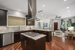 2851 N Ashland Ave, Chicago, IL 60657 - Photo 10