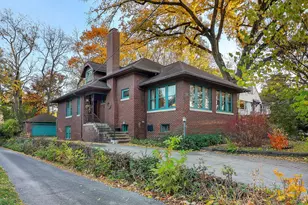 1323 Maple Ave, Downers Grove, IL 60515 - Photo 2