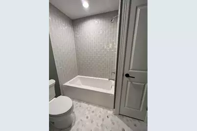 [Address not provided], Elmhurst, IL 60126 - Photo 16