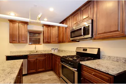 622 W Briar Place #G, Chicago, IL 60657 - Photo 4