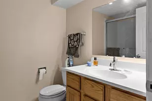 748 Shoreline Rd, Lake Barrington, IL 60010 - Photo 20