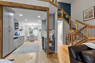 748 Shoreline Rd, Lake Barrington, IL 60010 - Photo 4