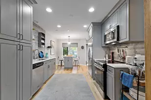 748 Shoreline Rd, Lake Barrington, IL 60010 - Photo 2