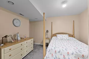 748 Shoreline Rd, Lake Barrington, IL 60010 - Photo 18