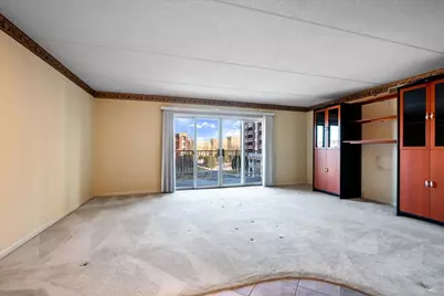 7071 W Touhy Avenue #403, Niles, IL 60714 - Photo 6