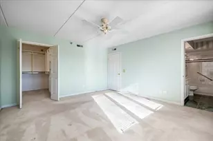 7071 W Touhy Ave, Niles, IL 60714 - Photo 14