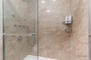 2888 Whispering Oaks Ct, Buffalo Grove, IL 60089 - Photo 20