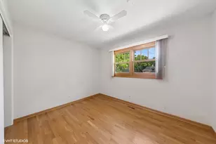 7769 Danbury Dr, Darien, IL 60561 - Photo 16