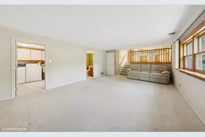 7769 Danbury Drive, Darien, IL 60561 - Photo 10