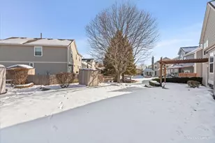 353 Juniper Ln, South Elgin, IL 60177 - Photo 34