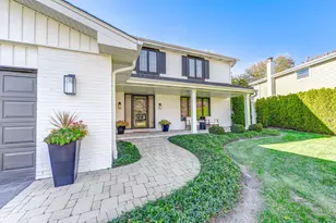 7832 Adams St, Darien, IL 60561 - Photo 4