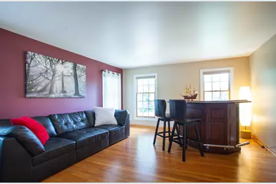 523 N Ela Road, Barrington, IL 60010 - Photo 2