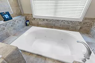 3N943 Ralph Waldo Emerson Ln, Saint Charles, IL 60175 - Photo 40