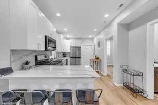 8404 S Exchange Ave, Chicago, IL 60617 - Photo 8