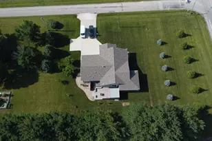 112 North St, Crescent City, IL 60928 - Photo 24