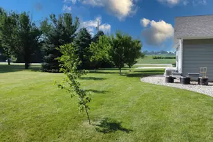 112 North St, Crescent City, IL 60928 - Photo 18