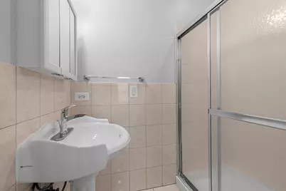 7367 N Ashland Boulevard #2, Chicago, IL 60626 - Photo 10