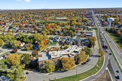 7100 W 95th Street #312, Oak Lawn, IL 60453 - Photo 6