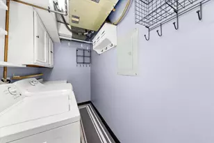 7100 W 95th St, Oak Lawn, IL 60453 - Photo 30