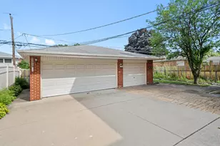 8819 N Wisner St, Niles, IL 60714 - Photo 18