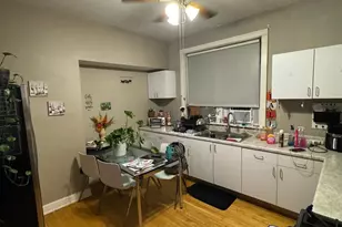 2344 S 58th Ave, Cicero, IL 60804 - Photo 4