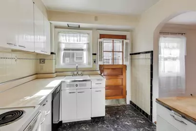 1447 N Harlem Avenue #A, Oak Park, IL 60302 - Photo 8