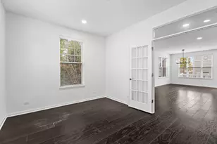 821 Lexington Cir E, Des Plaines, IL 60016 - Photo 14