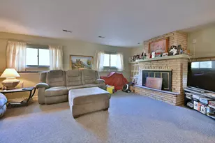 29W265 Lee Rd, West Chicago, IL 60185 - Photo 30