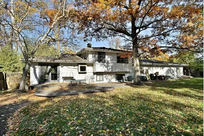 29W265 Lee Road, West Chicago, IL 60185 - Photo 4