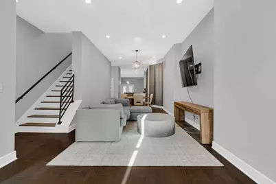 2324 W Warren Boulevard, Chicago, IL 60612 - Photo 4