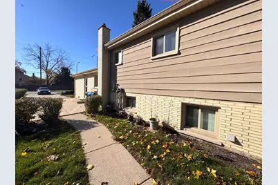 1042 W Central Road, Mount Prospect, IL 60056 - Photo 28