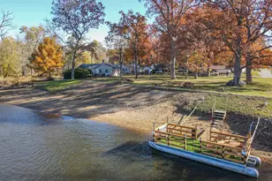 2863 Shadow Lawn, Momence, IL 60954 - Photo 8