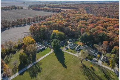 2863 Shadow Lawn, Momence, IL 60954 - Photo 4