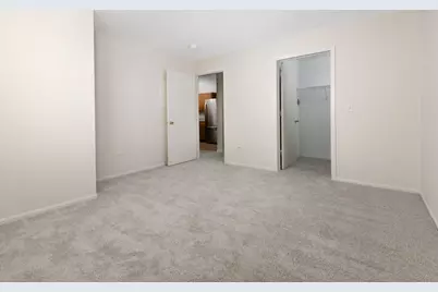 1309 Silverstone Drive #1309, Carpentersville, IL 60110 - Photo 12