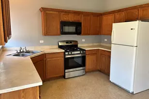 2643 Pecos Cir, Montgomery, IL 60538 - Photo 8