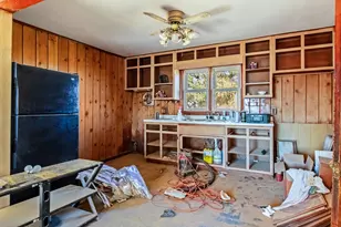 5827 E 3500S Rd, Saint Anne, IL 60964 - Photo 4