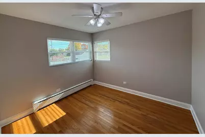5701 Emerson Street, Morton Grove, IL 60053 - Photo 14