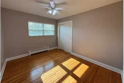 5701 Emerson Street, Morton Grove, IL 60053 - Photo 12