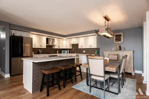 10420 Circle Dr, Oak Lawn, IL 60453 - Photo 14